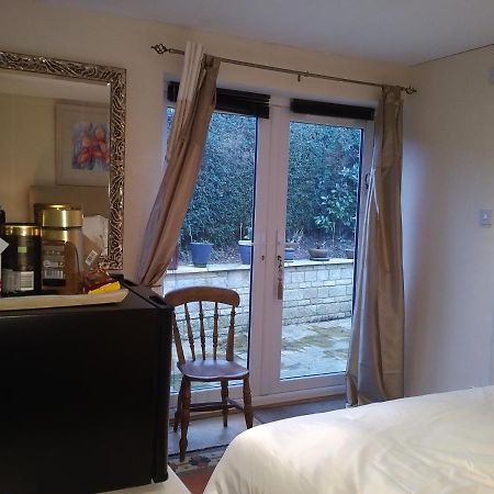 Bed and Breakfast Sunny Patch Stroud  Exteriér fotografie