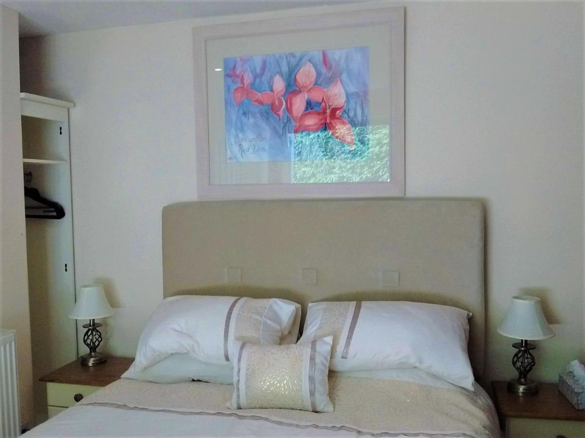 Bed and Breakfast Sunny Patch Stroud  Exteriér fotografie